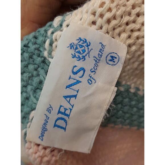 Vintage Deans of Scotland Size Medium Floral Heavyweight Warm Winter Sweater - Picture 3 of 4